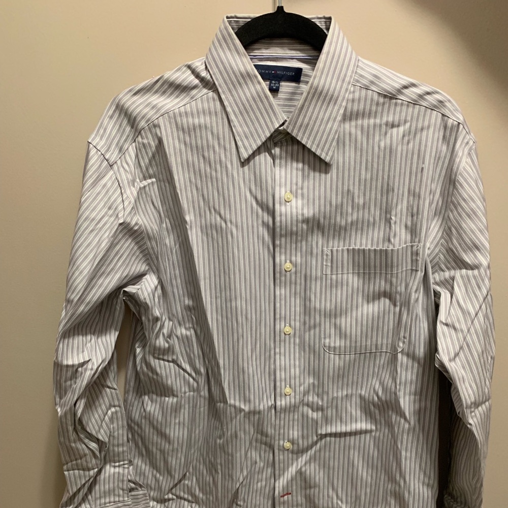 Men’s Tommy Hilfiger Shirt Size 15 1/2 - 32/33